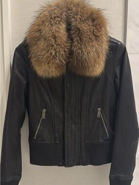 LINE Luxury Brand Women’s Lambskin Leather Bomber with Real Racoon Fur Collar XS